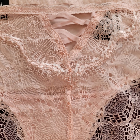 Torrid Size 1 Mid-Rise Hipster Panties - Picture 7 of 9